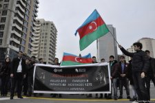 Azərbaycan ictimaiyyəti Xocalı soyqırımı qurbanlarının xatirəsini yad edir (FOTO)