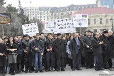 Azərbaycan ictimaiyyəti Xocalı soyqırımı qurbanlarının xatirəsini yad edir (FOTO)