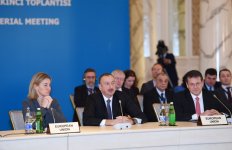 İlham Əliyev: Enerji əməkdaşlığı siyasi formatdan azad olmalıdır (FOTO) (ƏLAVƏ OLUNUB)