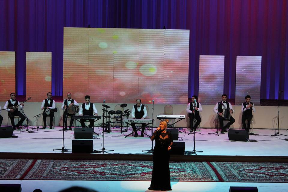 Cabir Novruzun sözlərinə bəstələnmiş mahnılardan ibarət unudulmaz gecə yaşanıb