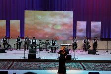 Cabir Novruzun sözlərinə bəstələnmiş mahnılardan ibarət unudulmaz gecə yaşanıb