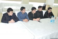 Gəncədə gənclərə çağırış edildi (FOTO)