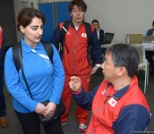 Müxtəlif ölkələrin nümayəndə heyətləri Bakıda batut gimnastikası üzrə Dünya Kuboku üçün akkreditasiyadan keçirlər (FOTOREPORTAJ)