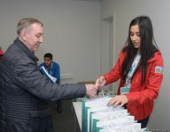 Müxtəlif ölkələrin nümayəndə heyətləri Bakıda batut gimnastikası üzrə Dünya Kuboku üçün akkreditasiyadan keçirlər (FOTOREPORTAJ)