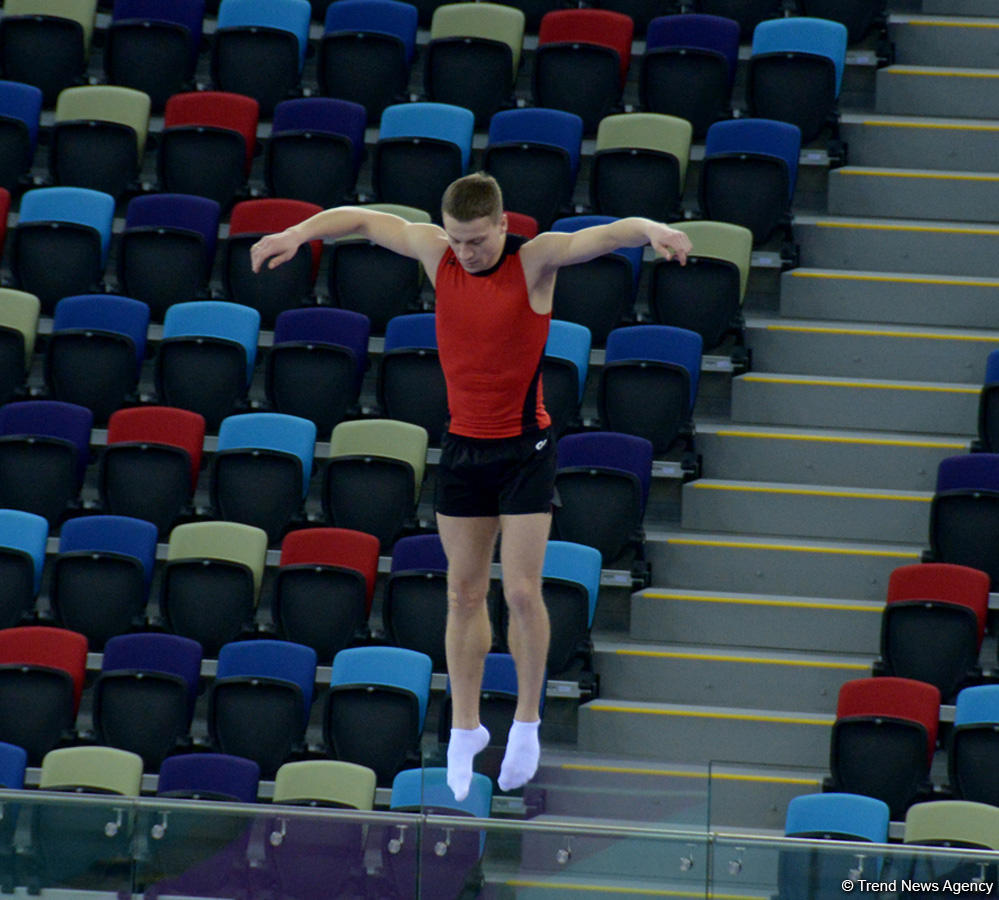 Bakıda batut gimnastikası üzrə Dünya Kubokunda iştirak edəcək idmançıların podium məşqləri (FOTO)