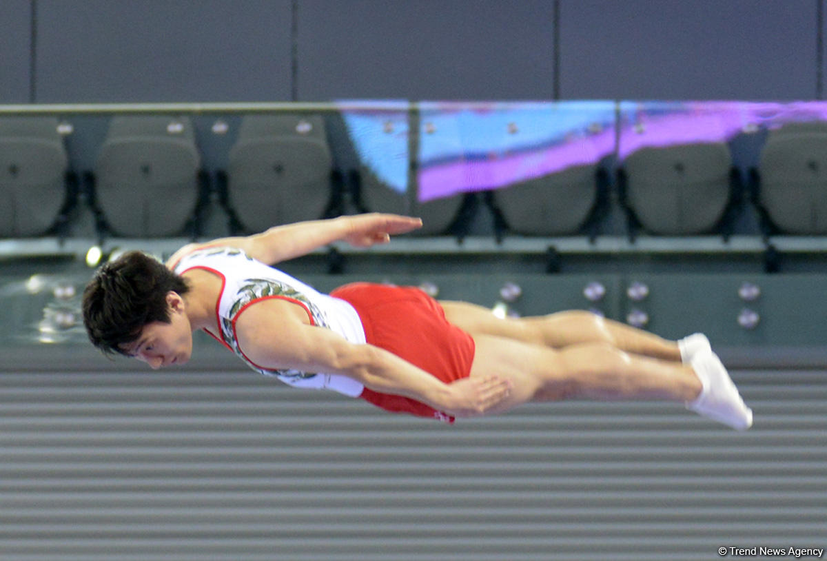 Bakıda batut gimnastikası üzrə FIG Dünya Kubokunun ilk yarış günü start götürüb (FOTO)