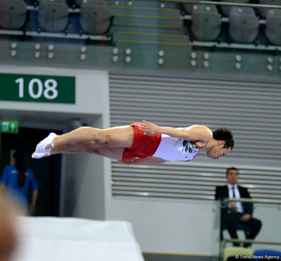 Bakıda batut gimnastikası üzrə FIG Dünya Kubokunun ilk yarış günü start götürüb (FOTO)