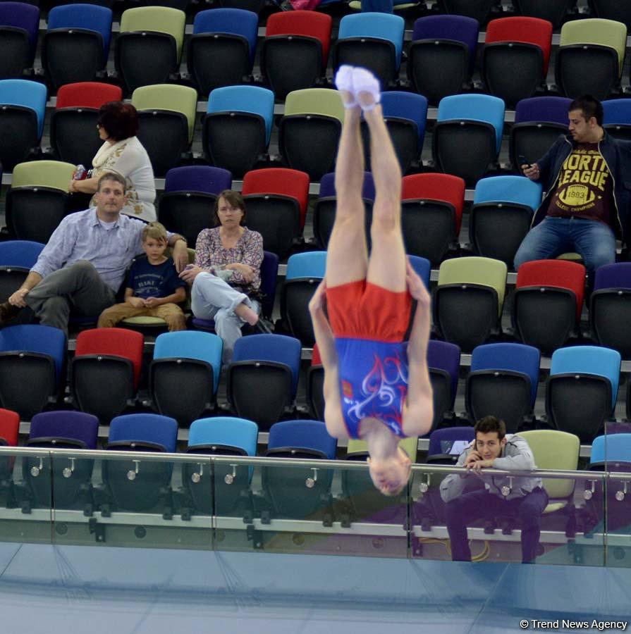 Bakıda batut gimnastikası üzrə FIG Dünya Kubokunun ilk yarış günü start götürüb (FOTO)