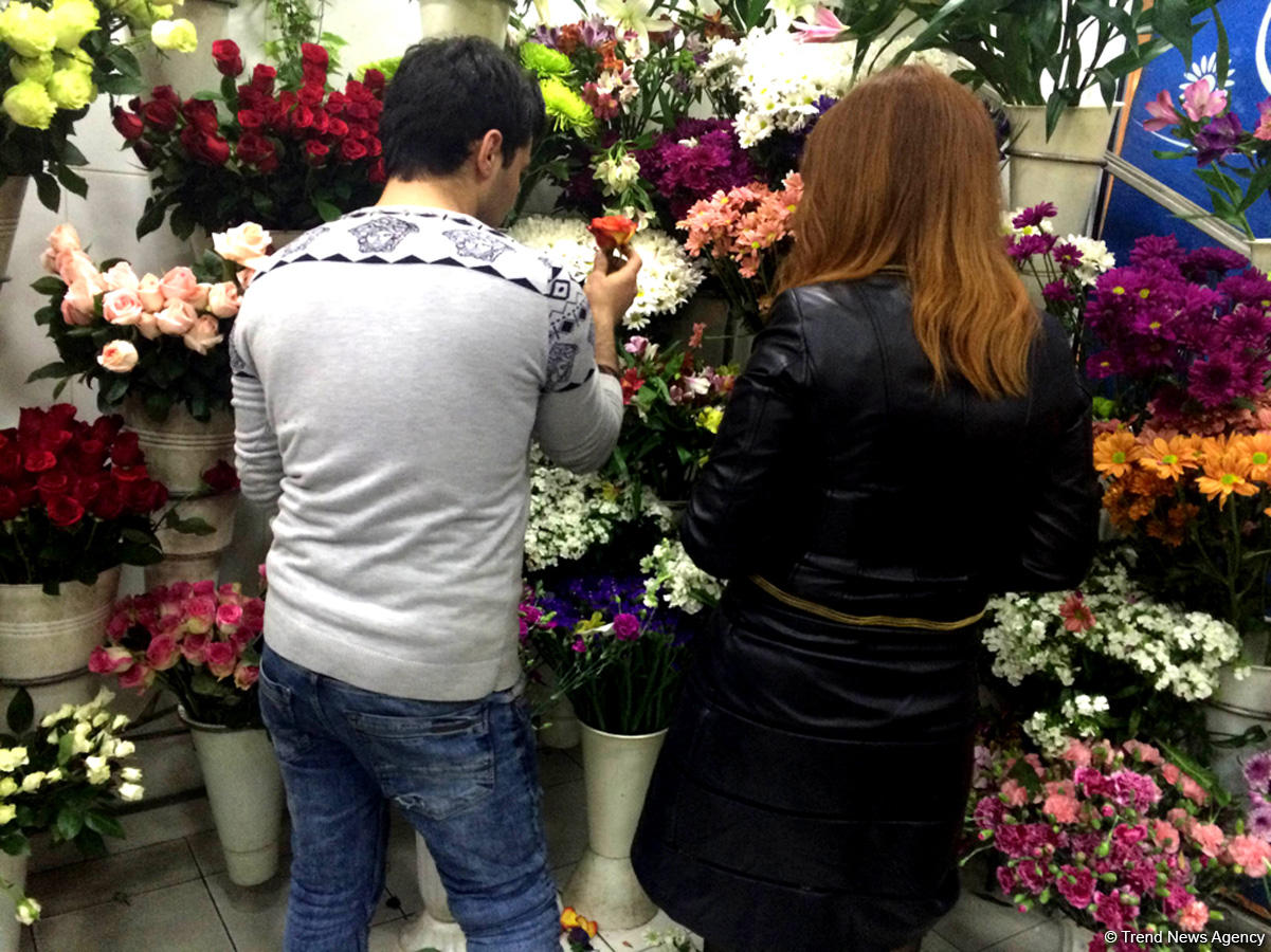 Azərbaycanda 8 Mart - Beynəlxalq Qadınlar Günü qeyd olunur (FOTO)