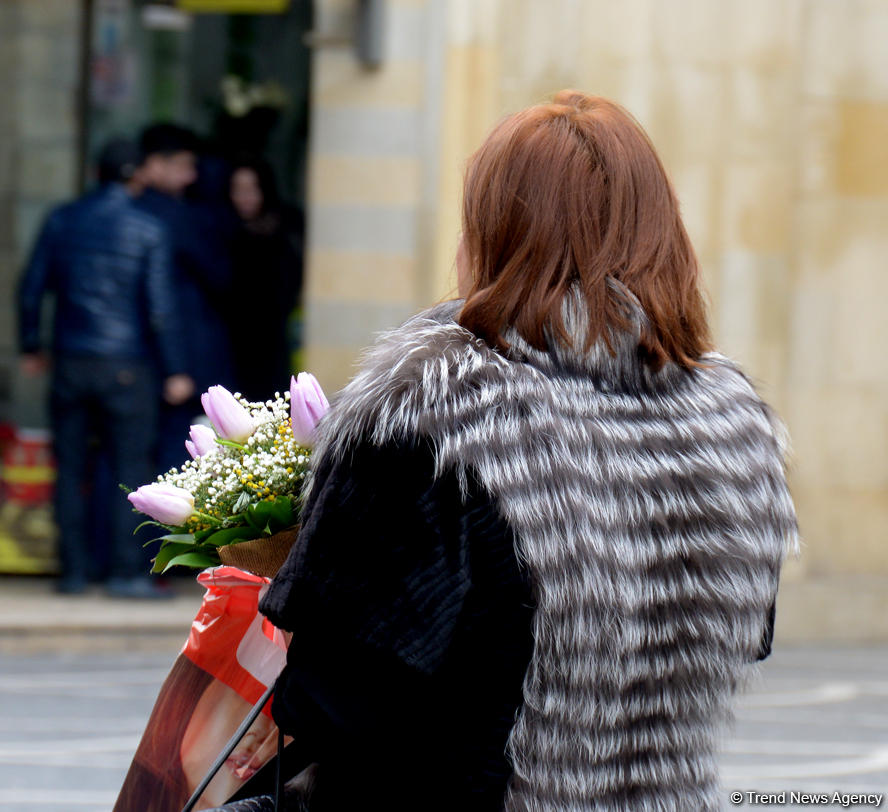 Azərbaycanda 8 Mart - Beynəlxalq Qadınlar Günü qeyd olunur (FOTO)