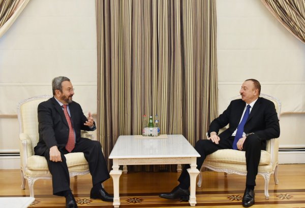 İlham Əliyev İsrailin keçmiş Baş naziri Ehud Barakı qəbul edib
