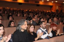 Bakıda “Zaman adlı qatar” filminin qala-gecəsi keçirildi – qırmızı xalı, alqışlar, göz yaşları... (FOTO)