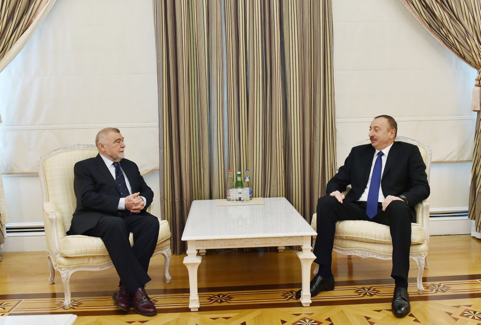 Prezident İlham Əliyev Xorvatiyanın sabiq Prezidenti Stepan Mesiçi qəbul edib (FOTO)