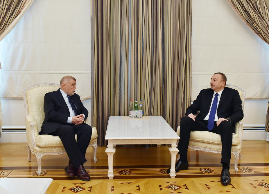 Prezident İlham Əliyev Xorvatiyanın sabiq Prezidenti Stepan Mesiçi qəbul edib (FOTO)