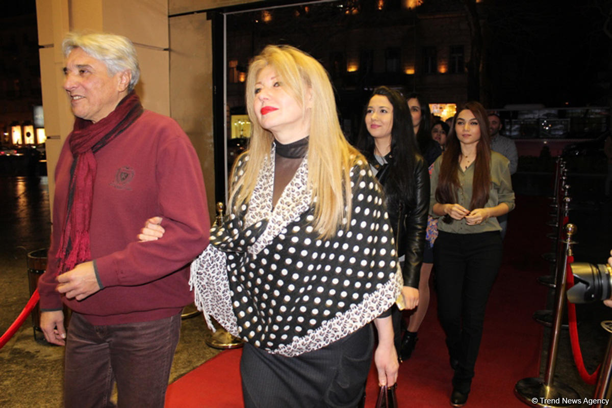 Bakıda “Zaman adlı qatar” filminin qala-gecəsi keçirildi – qırmızı xalı, alqışlar, göz yaşları... (FOTO)