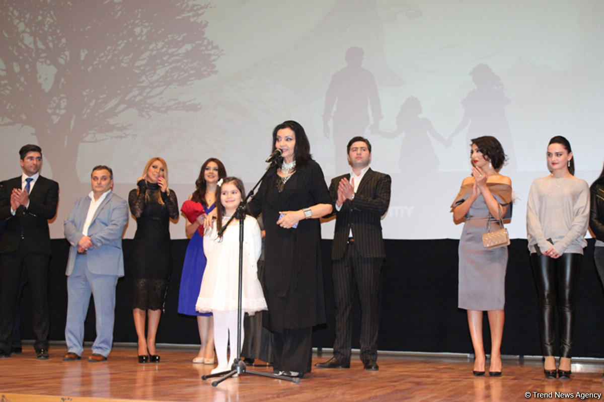 Bakıda “Zaman adlı qatar” filminin qala-gecəsi keçirildi – qırmızı xalı, alqışlar, göz yaşları... (FOTO)