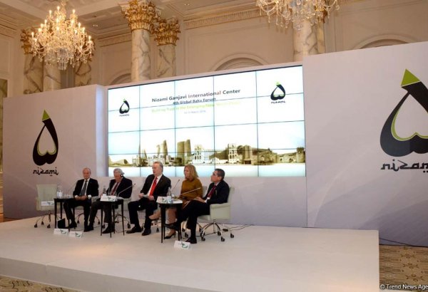 Sabiq prezident: Qlobal Bakı Forumunun əhəmiyyəti getdikcə artır