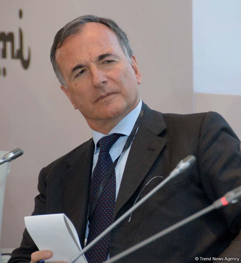IV Qlobal Bakı Forumu öz işini davam etdirir (FOTO)
