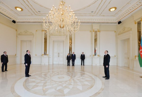 Prezident İlham Əliyev Moldova səfirinin etimadnaməsini qəbul edib (FOTO)