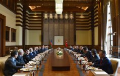Azərbaycan-Türkiyə Yüksək Səviyyəli Strateji Əməkdaşlıq Şurasının beşinci iclası keçirilib (FOTO)