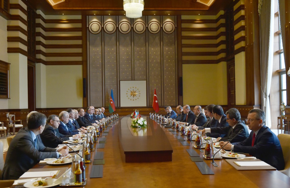 Azərbaycan-Türkiyə Yüksək Səviyyəli Strateji Əməkdaşlıq Şurasının beşinci iclası keçirilib (FOTO)