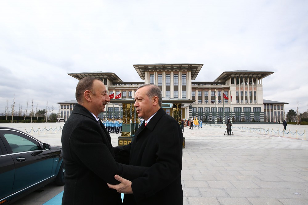 Prezident İlham Əliyevin Ankarada rəsmi qarşılanma mərasimi olub (FOTO)