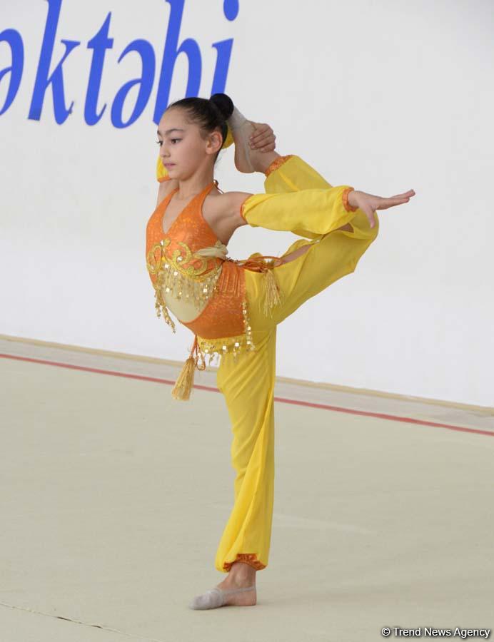Bakıda bədii gimnastika üzrə II Açıq Təhsil Kuboku keçirilir (FOTO)