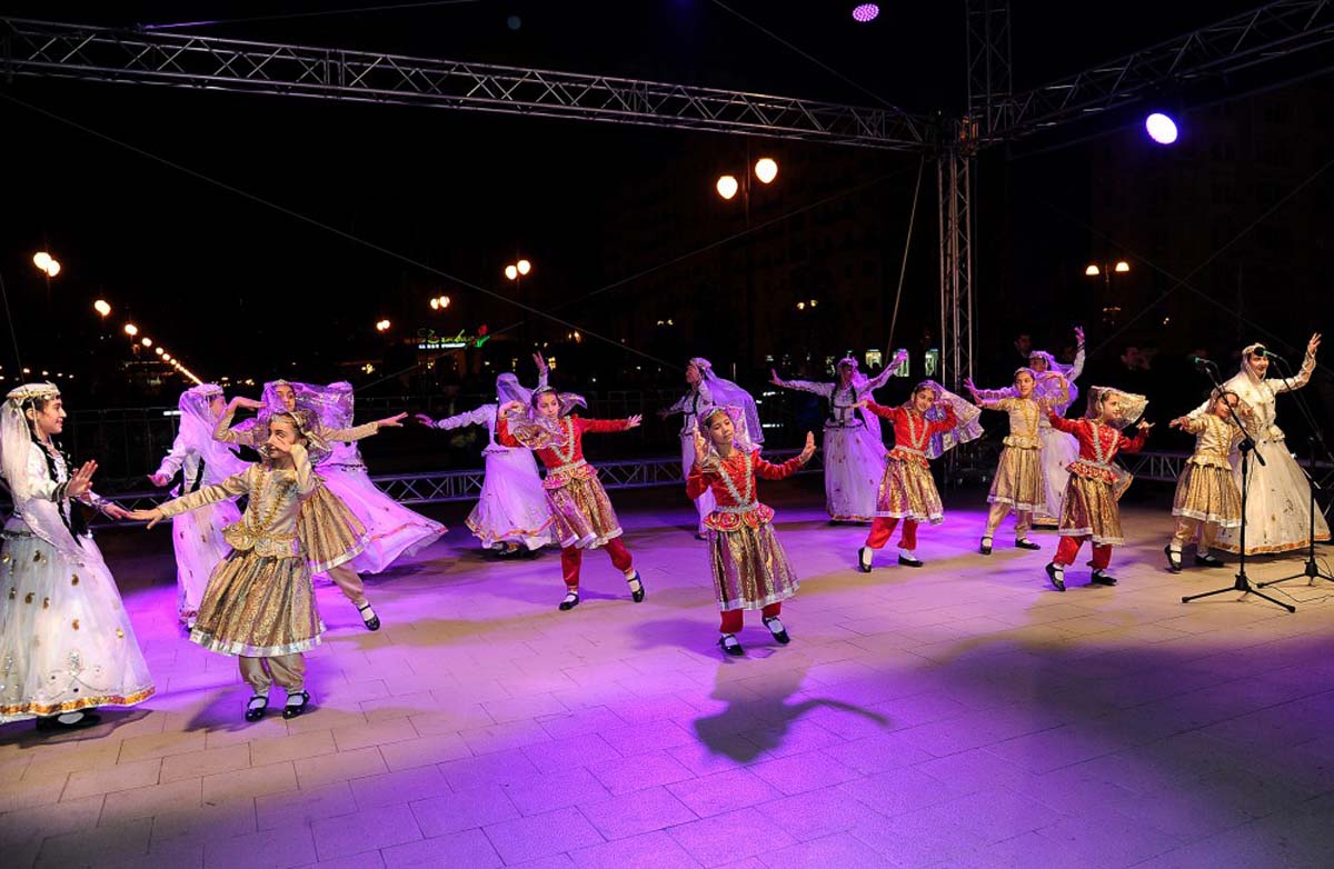 Bakıda ilaxır çərşənbə tədbirindən görüntülər (FOTO)