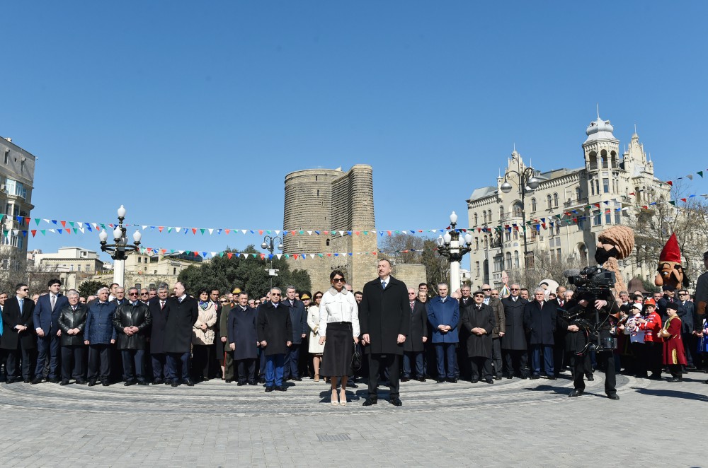 Prezident İlham Əliyev və xanımı Novruz bayramı münasibətilə ümumxalq şənliyində iştirak ediblər (ƏLAVƏ OLUNUB) (FOTO)