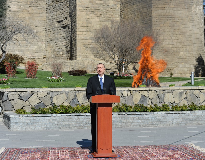Prezident İlham Əliyev və xanımı Novruz bayramı münasibətilə ümumxalq şənliyində iştirak ediblər (ƏLAVƏ OLUNUB) (FOTO)