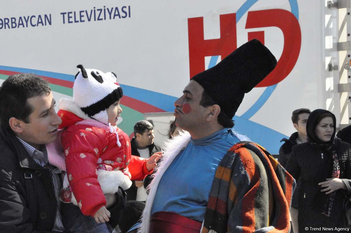 Novruzun insanlara bəxş etdiyi sevinc (FOTO)