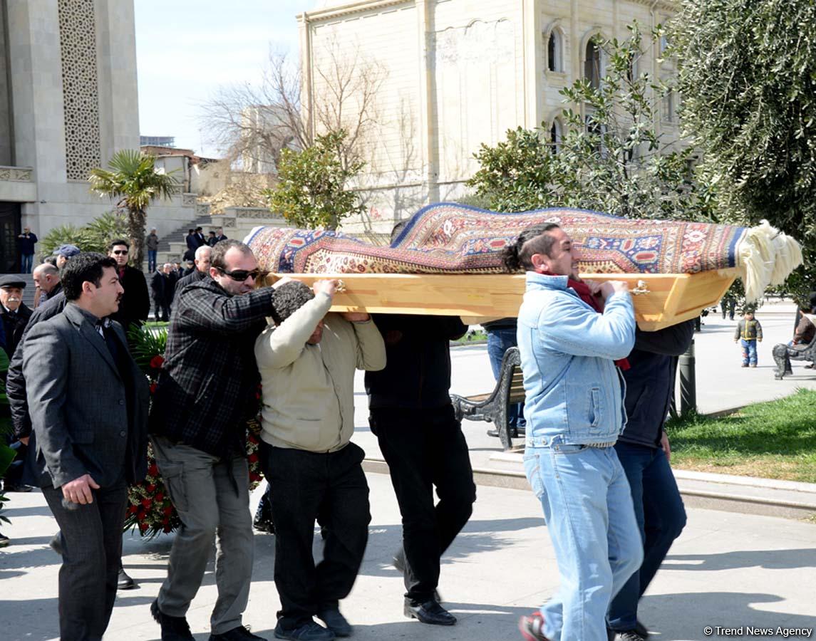 Maqsud İbrahimbəyovla vida mərasimi keçirilib (FOTO) (ƏLAVƏ OLUNUB)