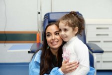 Heydər Əliyev Fondunun vitse-prezidenti Leyla Əliyeva Talassemiya Mərkəzində olub (FOTO)