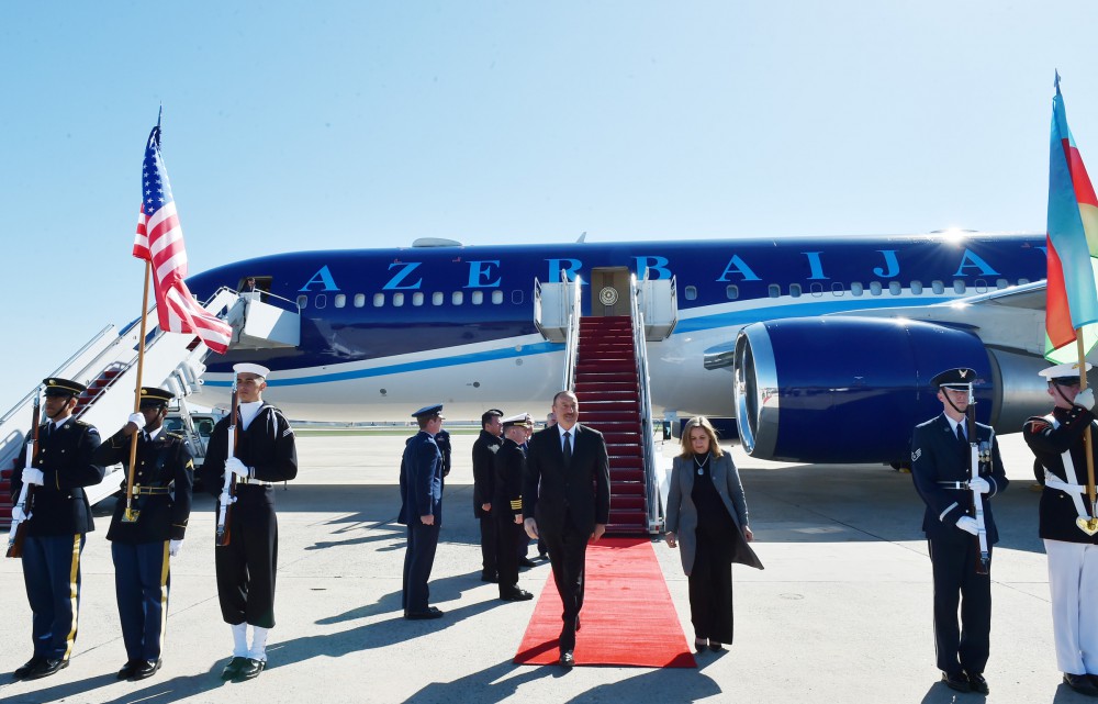 Prezident İlham Əliyev Amerika Birləşmiş Ştatlarına səfərə gəlib (FOTO)