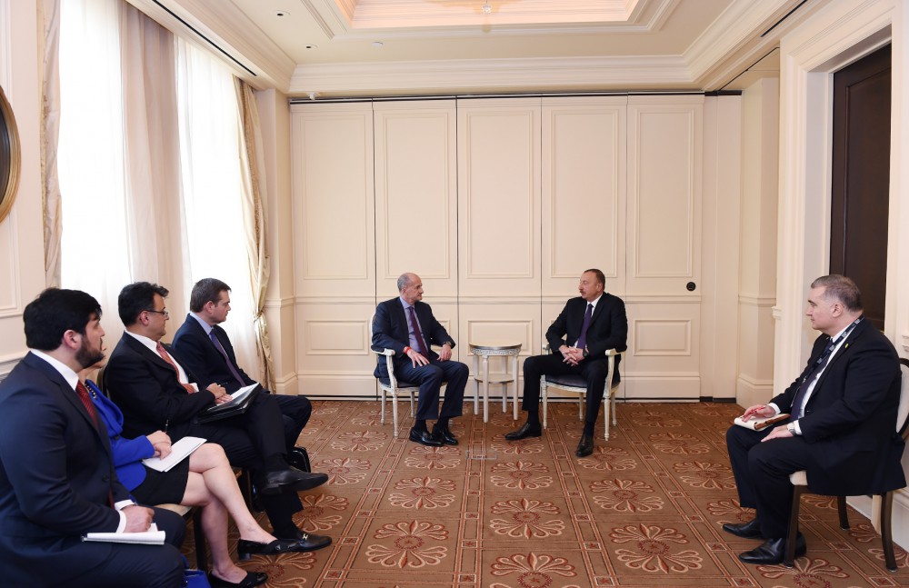 Prezident İlham Əliyev ABŞ-ın “General Electric” şirkətinin vitse-sədri ilə görüşüb (FOTO)