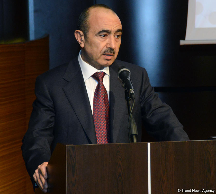 Əli Həsənov: "31 mart hadisələrinin öyrənilməsi və gələcək nəsillərə çatdırılması bizim vətəndaşlıq borcumuzdur" (ƏLAVƏ OLUNUB) (FOTO)