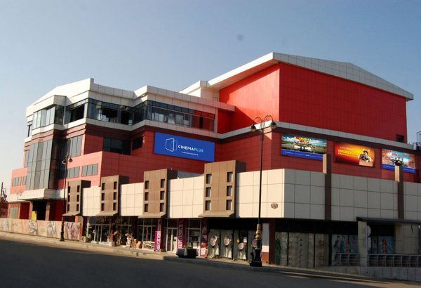 Yenilik: Gəncədə kinoteatr açılır (FOTO)