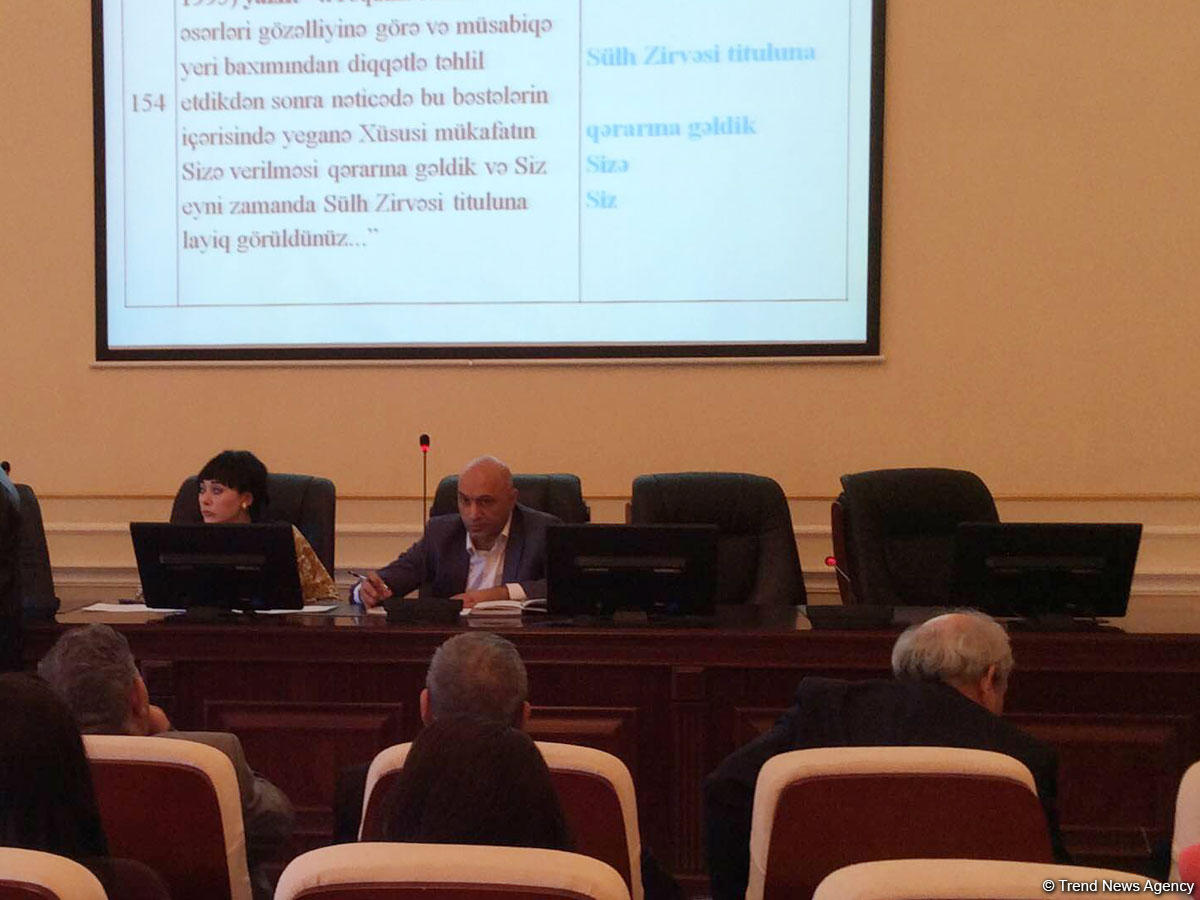 Dilçilik İnstitutu bəzi dərsliklərdə səhvlər aşkarlayıb