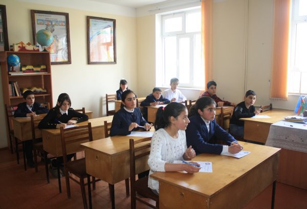 Ağdam və Tərtərin orta məktəblərində dərslər tam bərpa edilib