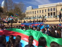 Azərbaycan xalqı Milli Ordumuzun uğurlarını qeyd edir (ƏLAVƏ OLUNUB)  (FOTO 1)