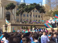 Azərbaycan xalqı Milli Ordumuzun uğurlarını qeyd edir (ƏLAVƏ OLUNUB)  (FOTO 1)