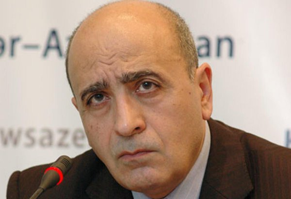 Ekspert: Bakı Moskvanın təşəbbüs göstərdiyi layihələrdə iştirakını siyasi-iqtisadi səmərə baxımından nəzərdən keçirir