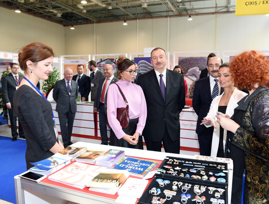 Prezident İlham Əliyev və xanımı “AITF-2016” XV Azərbaycan Beynəlxalq turizm və səyahətlər sərgisi ilə tanış olub (FOTO)