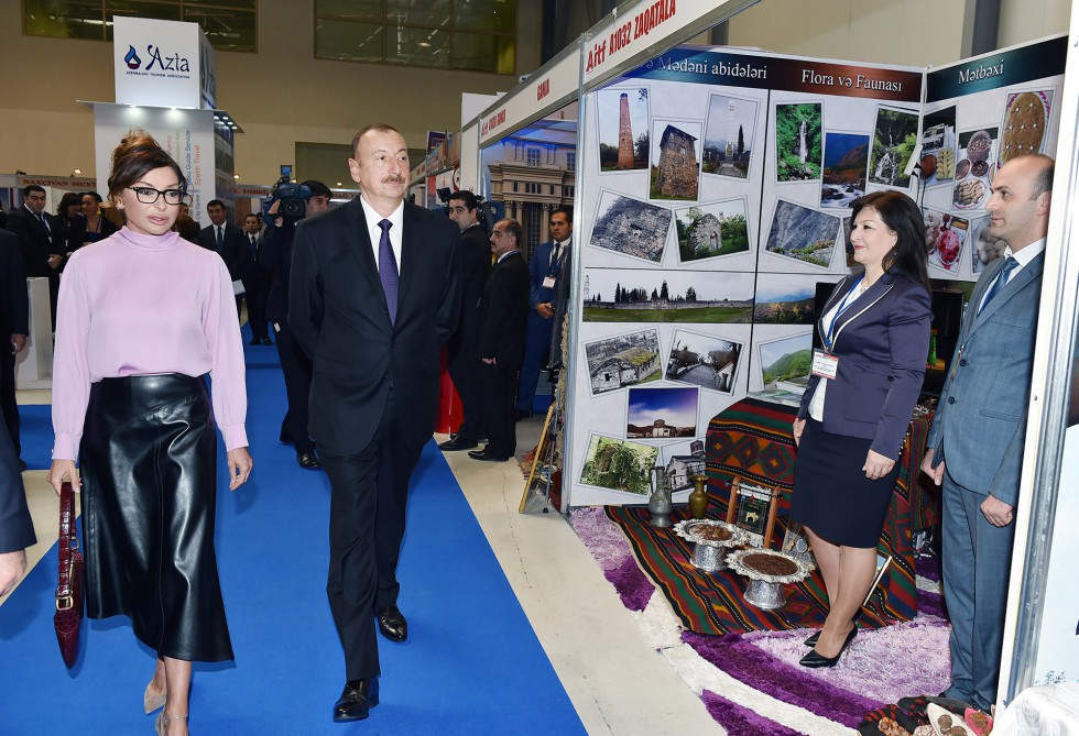 Prezident İlham Əliyev və xanımı “AITF-2016” XV Azərbaycan Beynəlxalq turizm və səyahətlər sərgisi ilə tanış olub (FOTO)