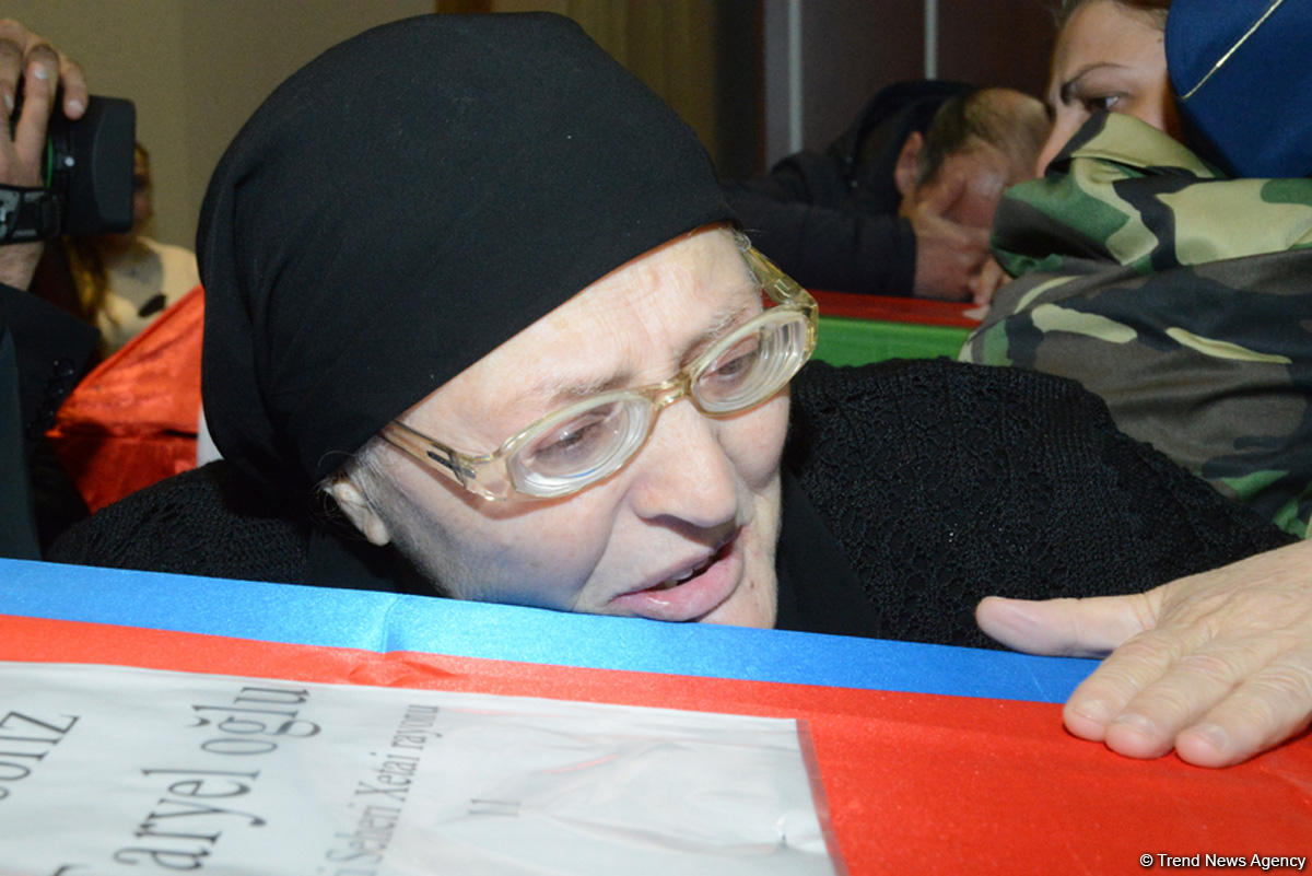 Qəhrəman şəhidlərimizin vida mərasimi keçirilib  (FOTO) (YENİLƏNİB)