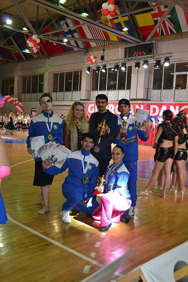 Azərbaycan Rəqqasları Qafqaz Kuboku uğrunda yola düşürlər (FOTO)