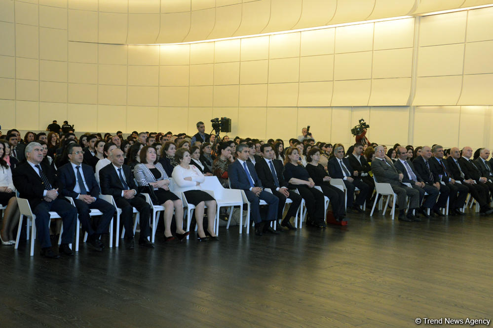 Heydər Əliyev Mərkəzində "Heydər Əliyev və milli xilaskarlıq missiyası" mövzusunda elmi-praktik seminar keçirilib (FOTO)