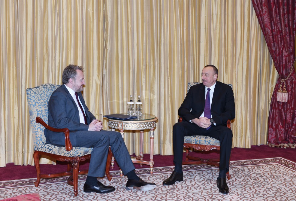 Prezident İlham Əliyev Bosniya və Herseqovinanın Rəyasət Heyətinin Sədri ilə görüşüb (FOTO)