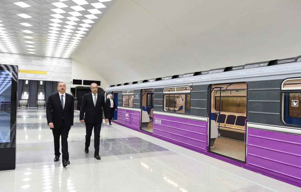 İlham Əliyev Bakı Metropoliteninin yeni xəttinin  “Avtovağzal” və “Memar Əcəmi” stansiyalarının açılışında iştirak edib (FOTO)