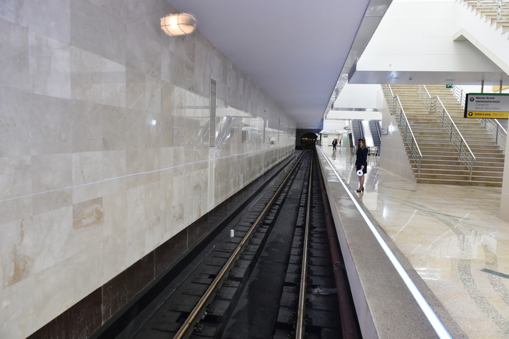 İlham Əliyev Bakı Metropoliteninin yeni xəttinin  “Avtovağzal” və “Memar Əcəmi” stansiyalarının açılışında iştirak edib (FOTO)